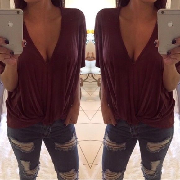 Cherish Tops - NWOT! Dark Rust “Twist Me” Top • Small